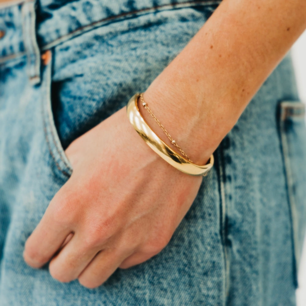 Endless Everyday Bangle – Waterproof by Pretty Simple