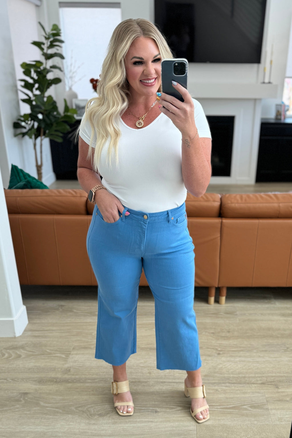 Lisa High Rise Control Top Wide Leg Crop Jeans in Sky Blue - B.You Boutique & Boji Balloon Bar
