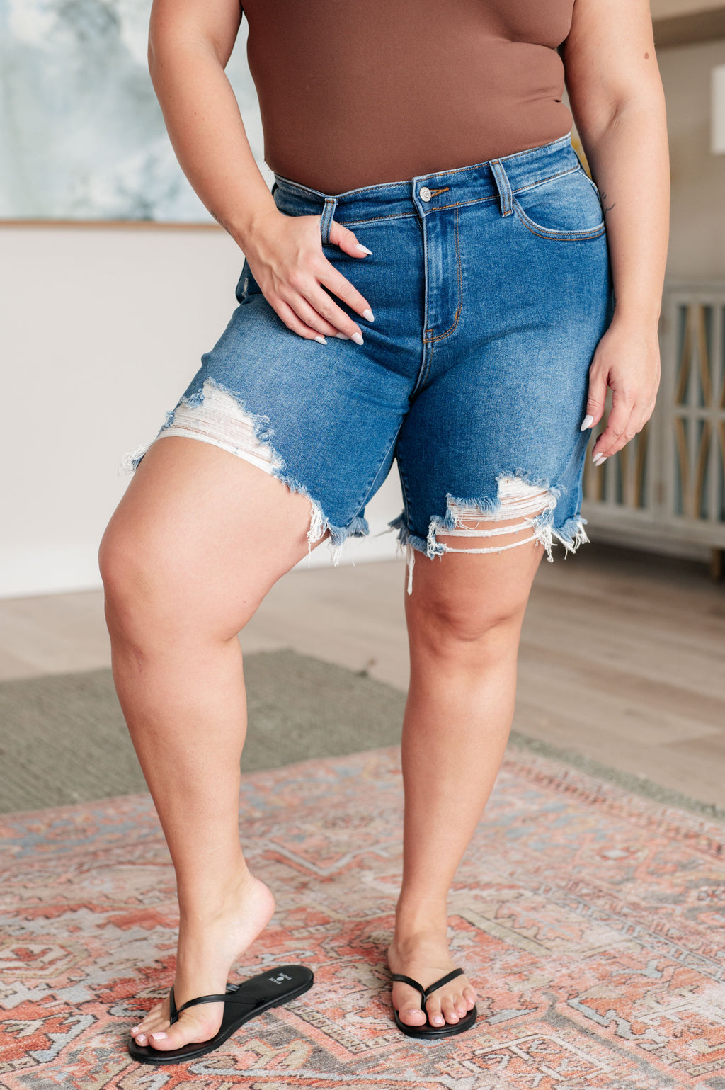 Kelsey Mid Rise Distressed Cutoff Shorts - B.You Boutique & Boji Balloon Bar