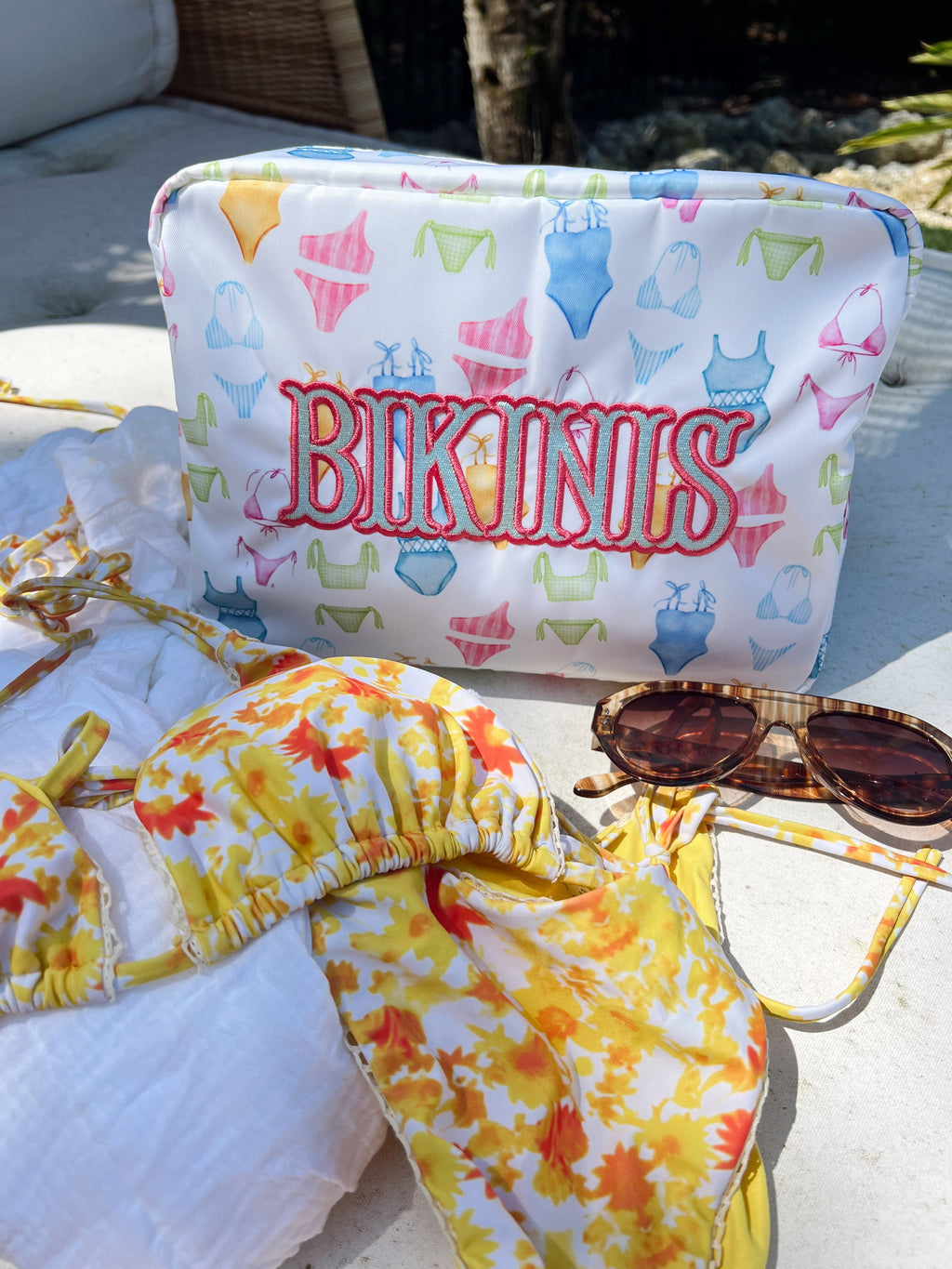 Bikinis - Bikinis XL Bag - B.You Boutique & Boji Balloon Bar
