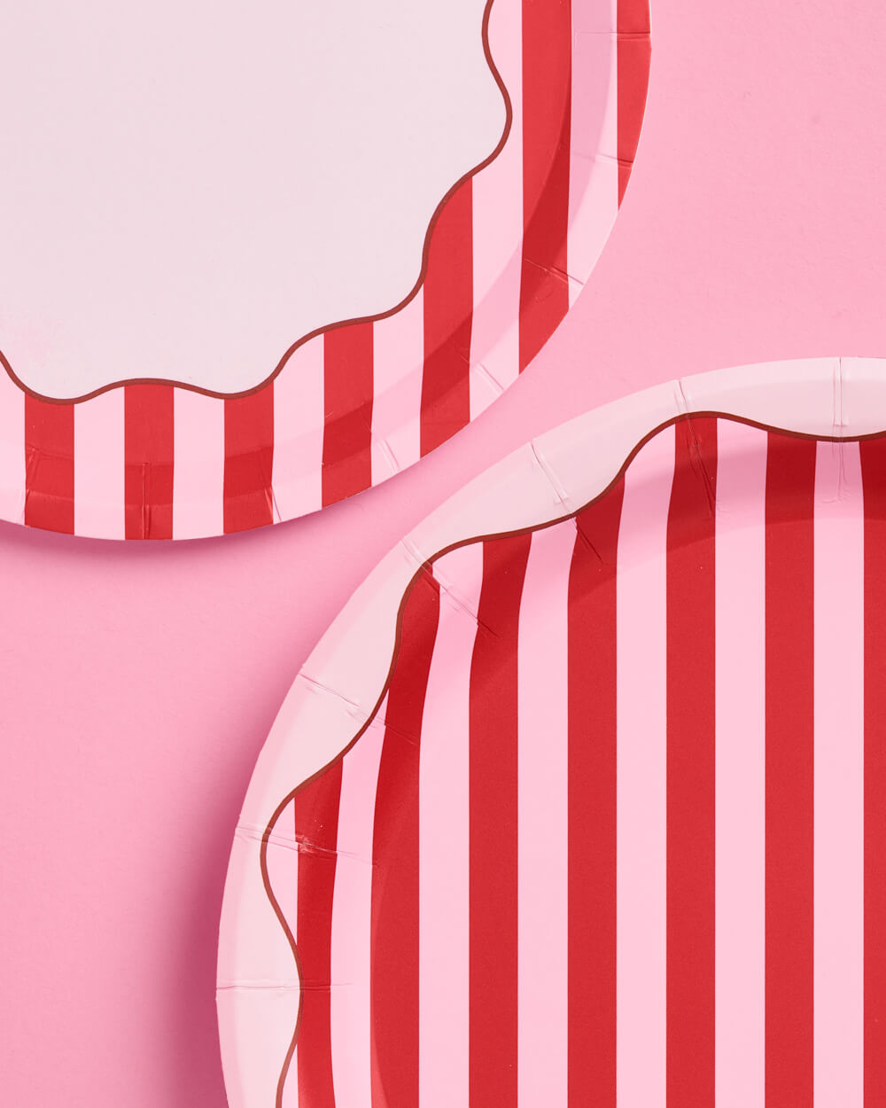 Candy Stripe Paper Plate Set – 32 Count by XO Fetti