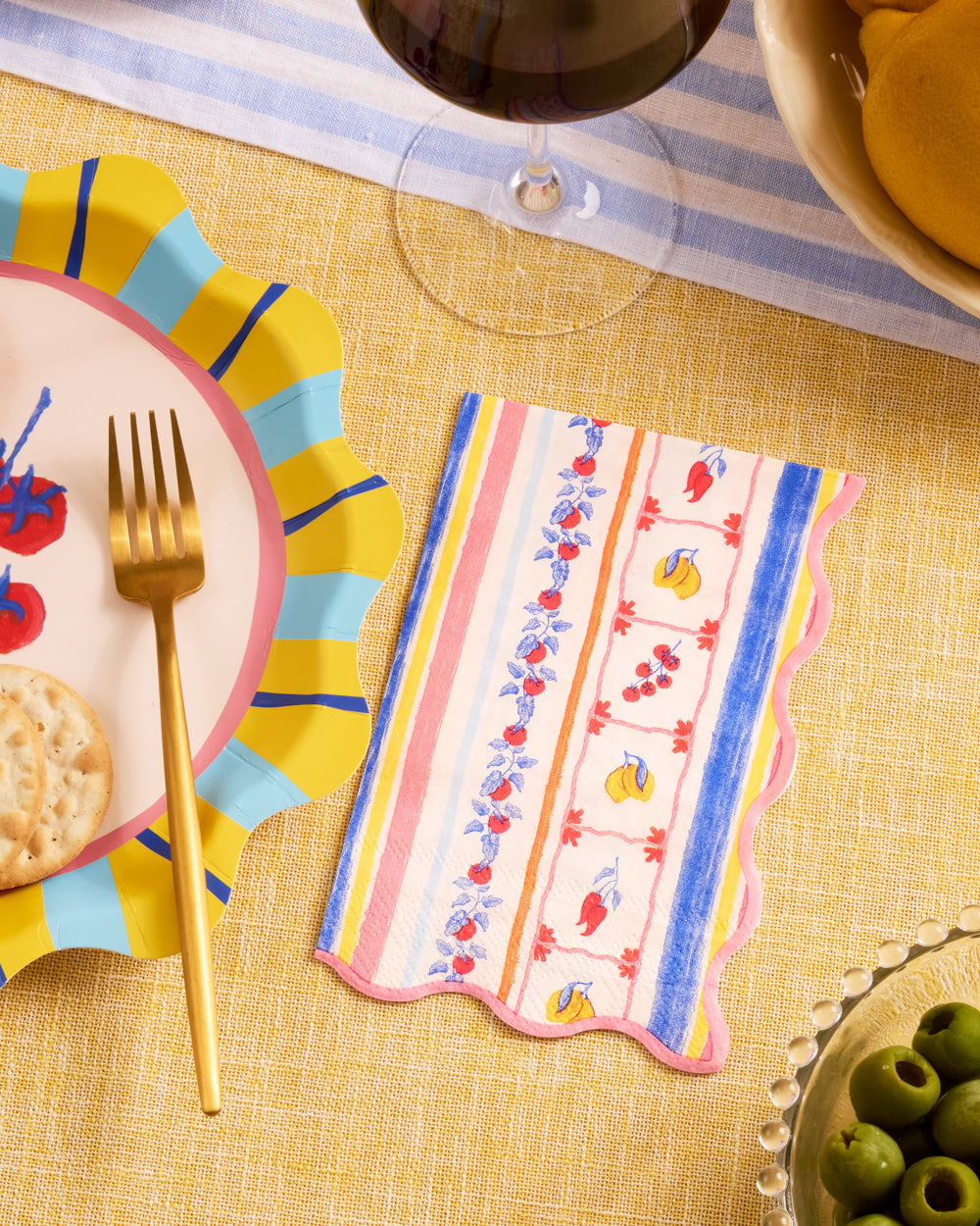 Italian Capri Napkins - 25 wavy edge napkins - B.You Boutique & Boji Balloon Bar